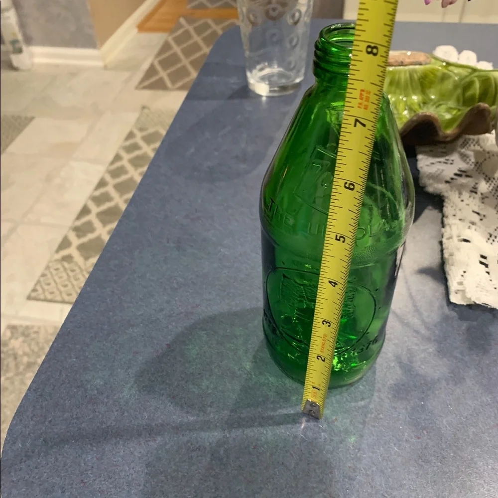 7-UP Bottle/Liberty Bell,Bicentennial 1976,Green Glass Bottle, excellent clean
